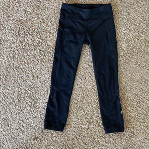 Lululemon crops